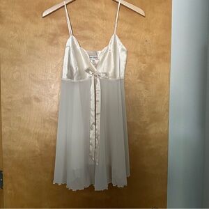 Vtg VICTORIA'S SECRET BABYDOLL Nightgown Size M 90s Y2K